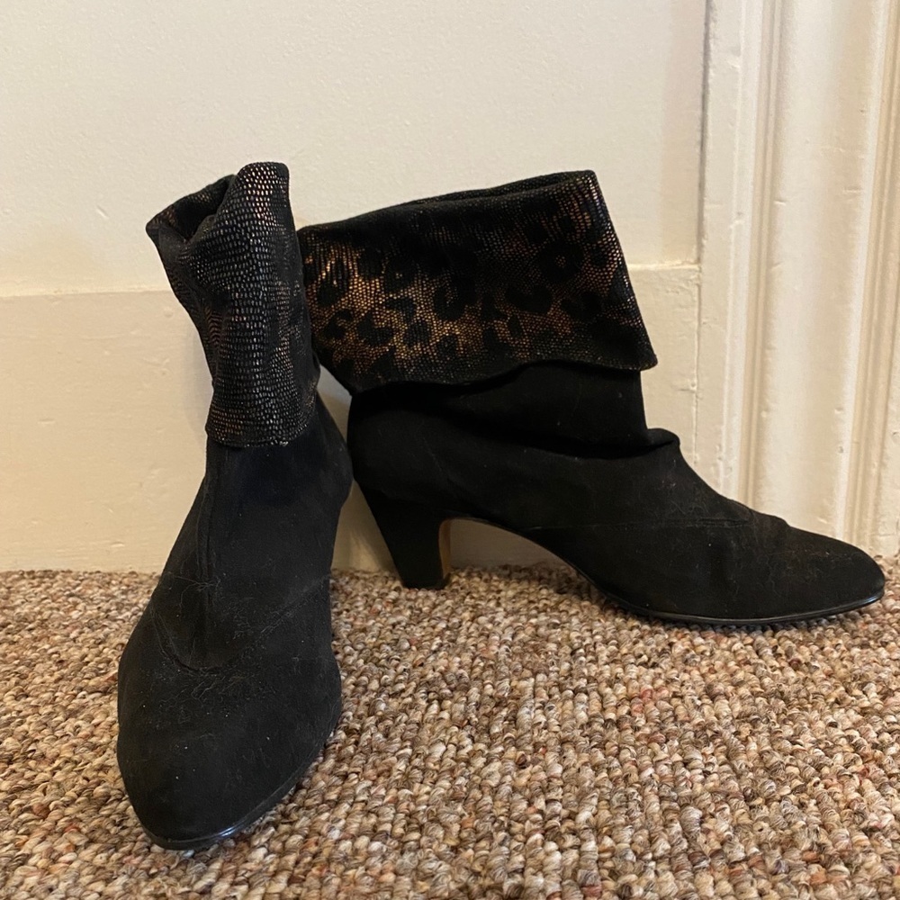 Vintage black boots